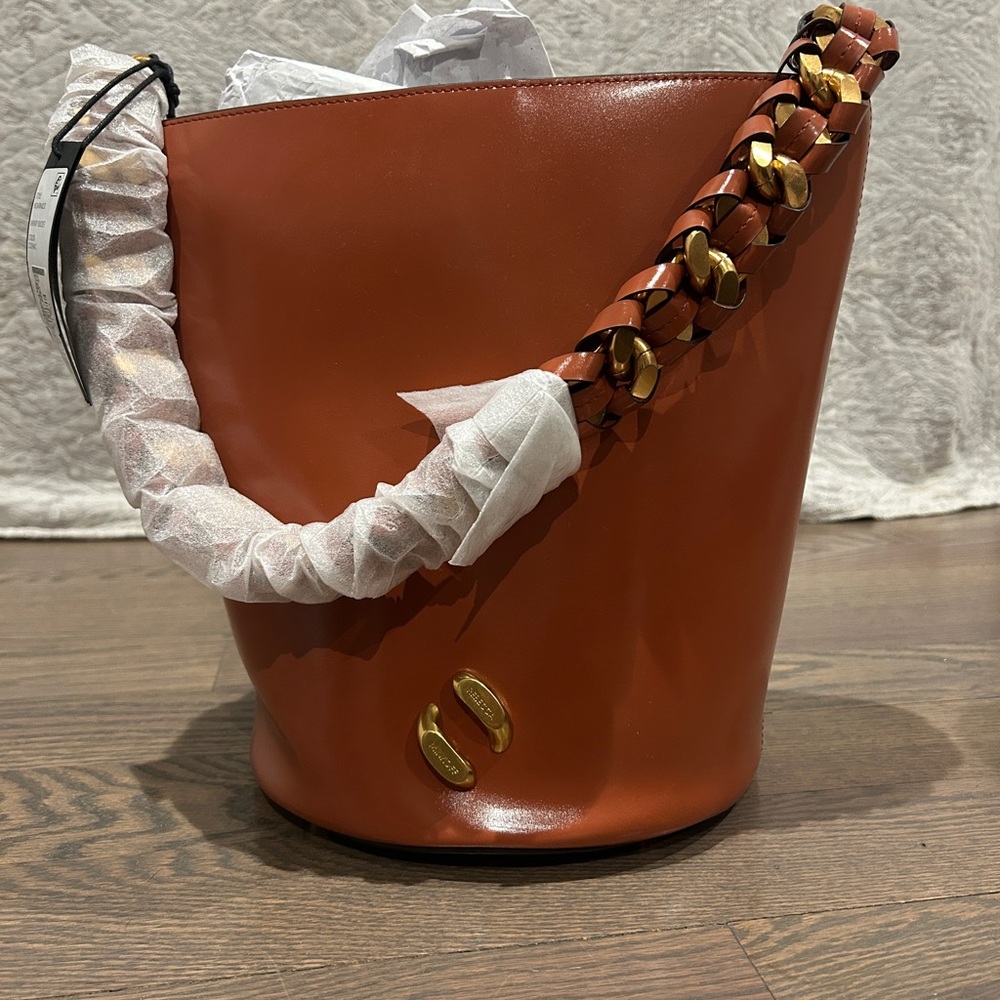 Rebecca Minkoff Infinity Leather Bucket Bag
